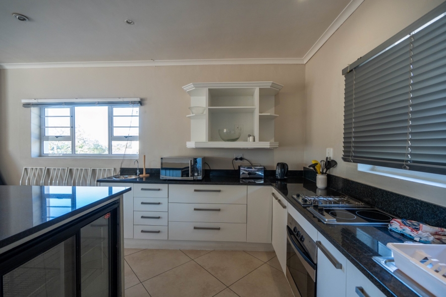 6 Bedroom Property for Sale in West Bank Eastern Cape